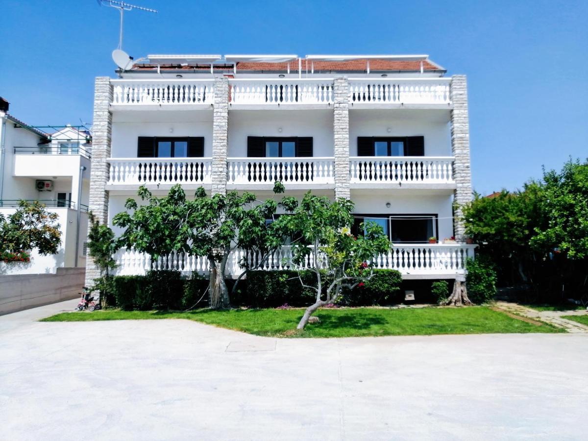 Apartments Tiho&Marija Tribunj (Sibenik-Knin) Exterior foto