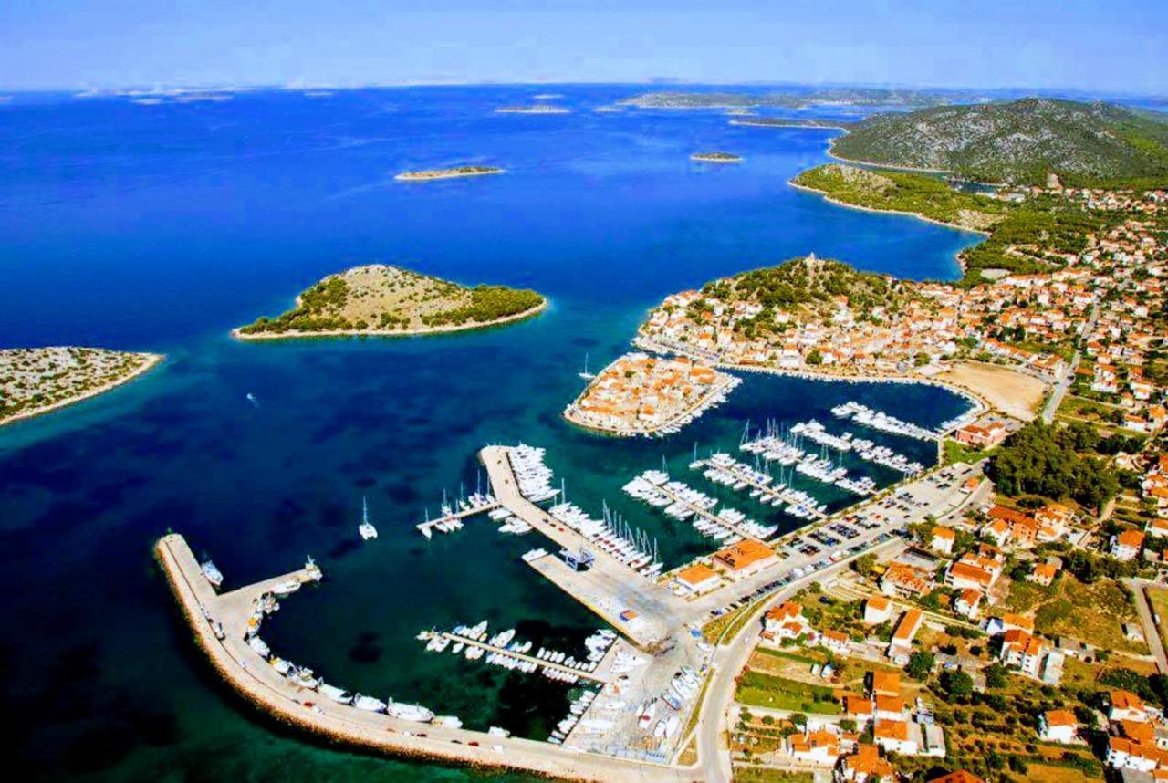 Apartments Tiho&Marija Tribunj (Sibenik-Knin) Exterior foto